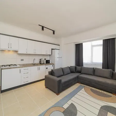 Apartmán Sea View Near With Balcony In Aksu